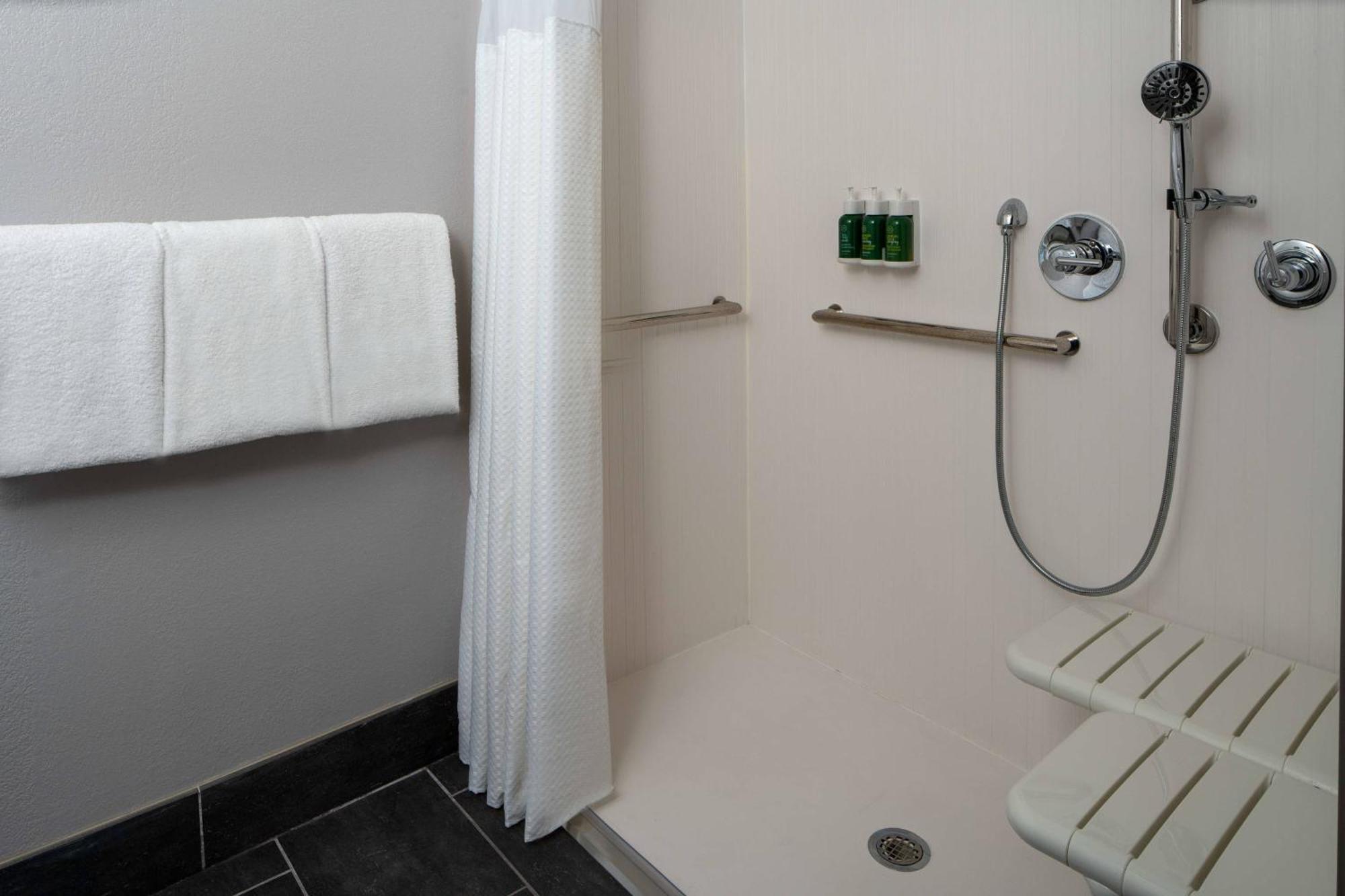 Courtyard By Marriott Covington / Mandeville Dış mekan fotoğraf