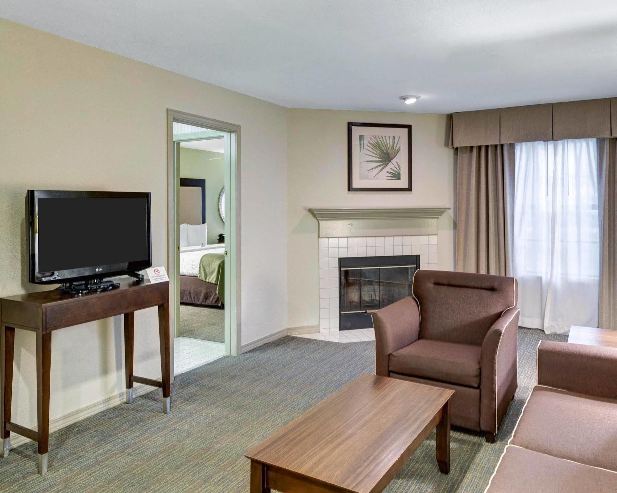 Courtyard By Marriott Covington / Mandeville Dış mekan fotoğraf